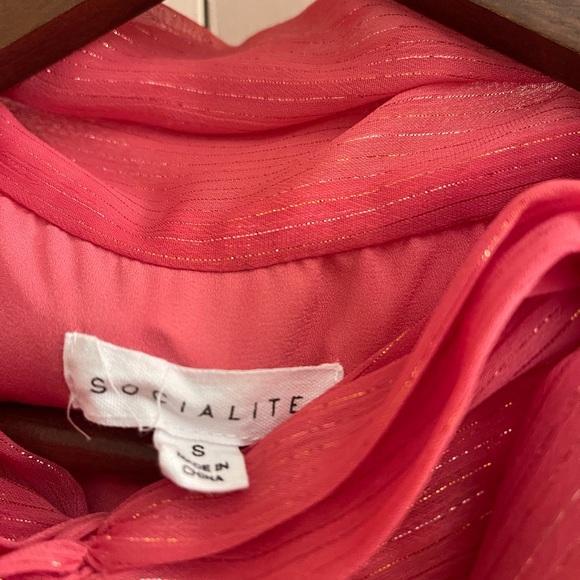 Socialite Vibrant Pink Dress - Picture 3 of 4